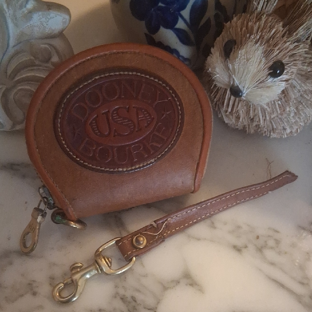 Dooney & Bourke Brown Leather Coin Purse - Picture 12 of 12